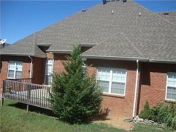 3rd image of 2002 Skinner Dr