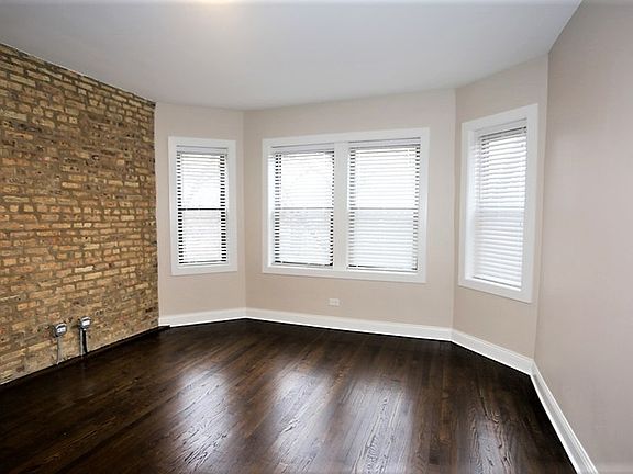 2nd image of 2228 N Sawyer Ave #2230-2W