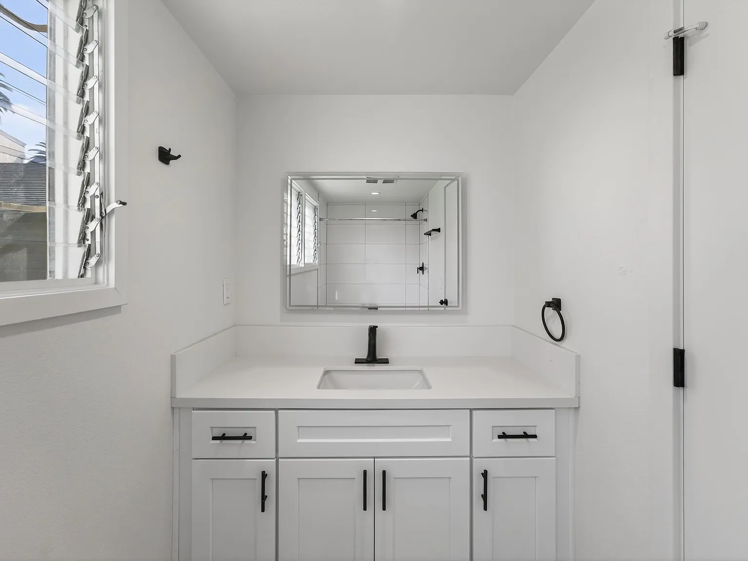 1 bed, 400 sqft, $1,350 — Photo 4