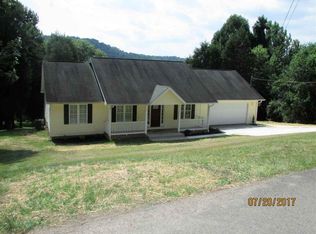 3065 Amey Dr, Barboursville, WV 25504