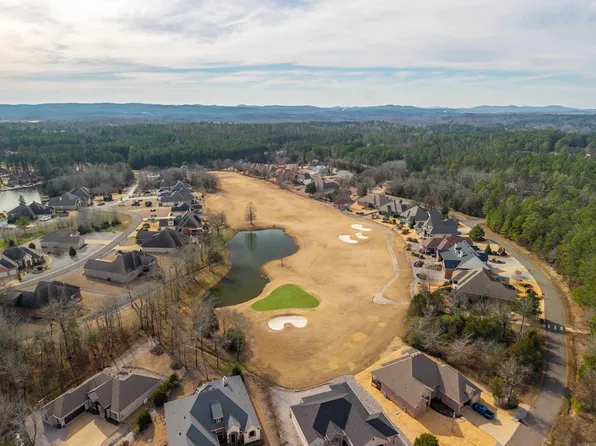 9 Manzanares Dr, Hot Springs Village, AR 71909