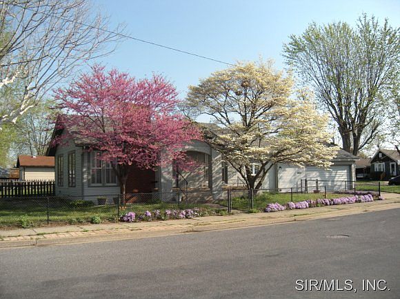 1st image of 399 E Jennings Ave