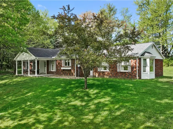 110 Dehaven Rd, Beaver Falls, PA 15010