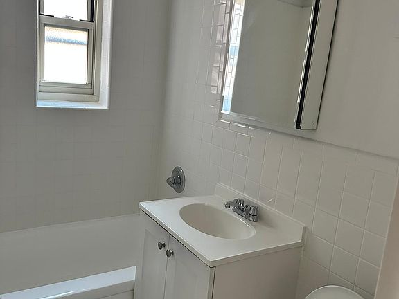 3rd image of 82-46 135th St #4V