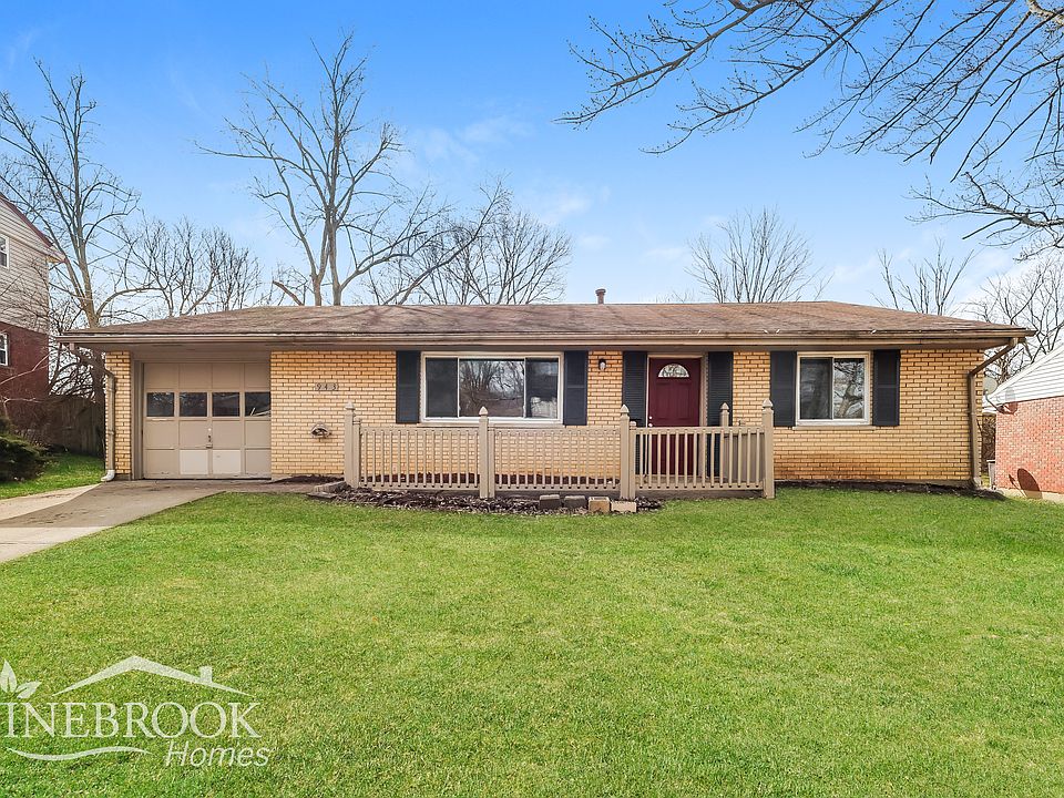 1st image of 943 Goodhue Cir