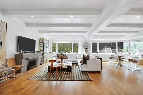Rented by Bold New York | media 18