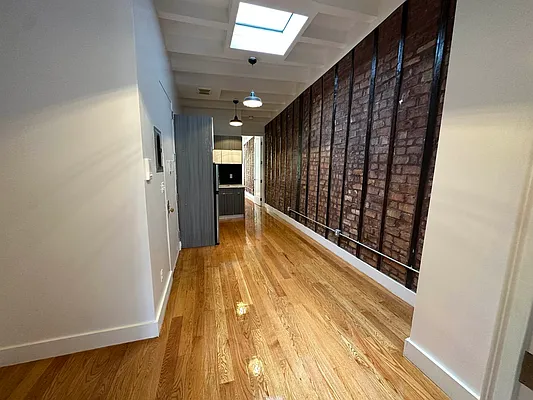 Rented by Yup Realty LLC | media 7