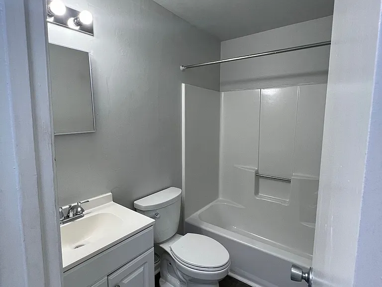 1711 N King St — Photo 3