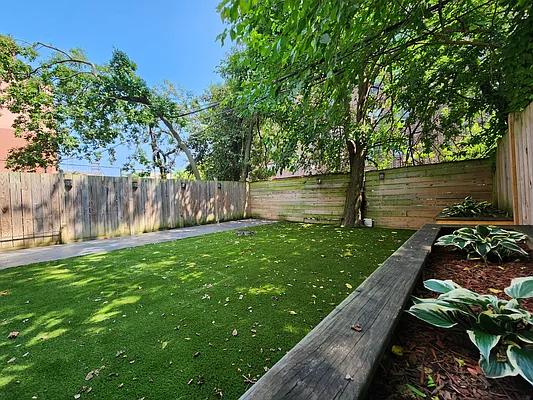 Rented by City Connections Realty | media 29