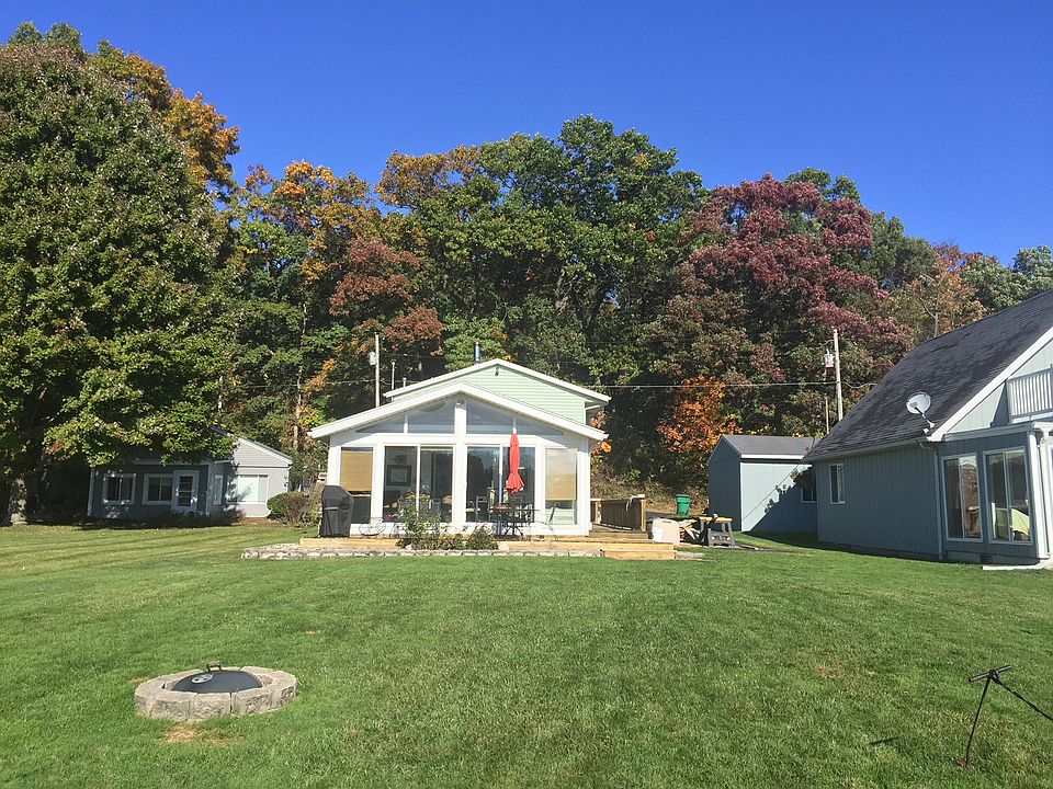 1st image of 61281 Alexander Dr