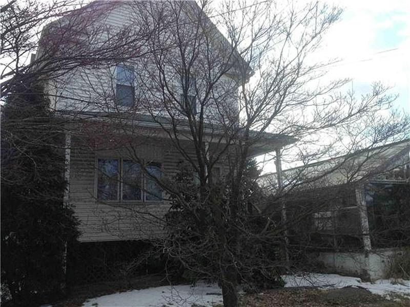 1st image of 371 N Bromley Ave