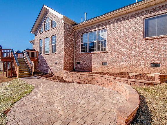 2nd image of 8821 Ivy Mount Ln