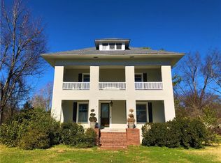 456 Wissahickon Ave, Cedartown, GA 30125