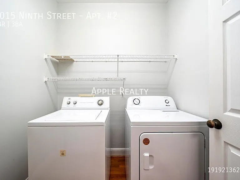 1015 9th St #2 — Photo 12