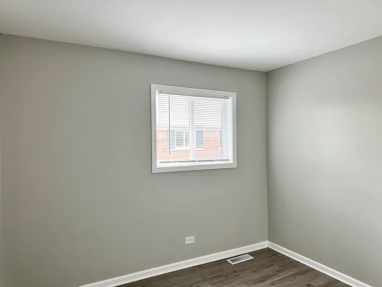 1715 E Roosevelt Rd #1 — Photo 13