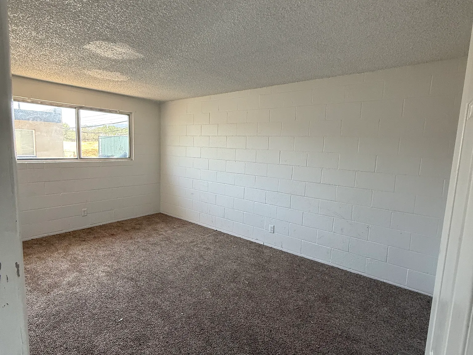 2 bed, 858 sqft, $1,300 — Photo 4