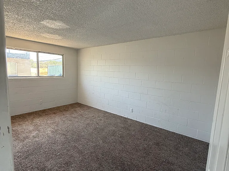 2287 Patton Dr — Photo 4