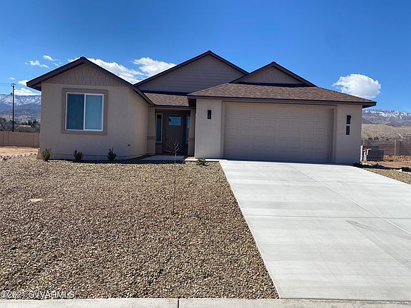 3rd image of 1561 Chateau Dr