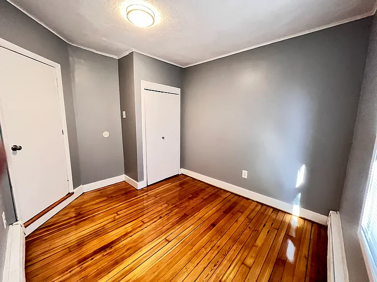 7 Robinson St #1 — Photo 14