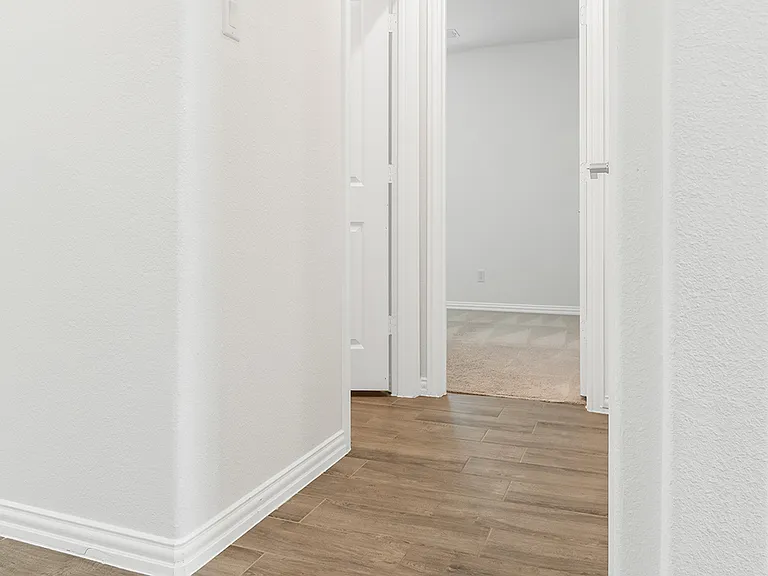 1120 Canuela Way — Photo 33