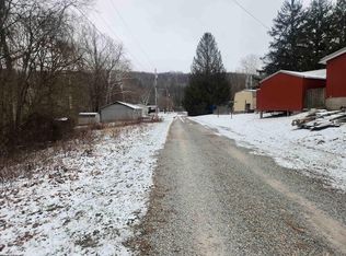 Blue Bell Dr, Clarksburg, WV 26301