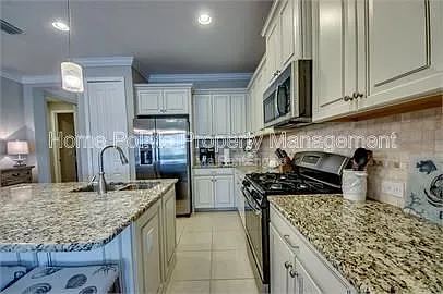 4420 Waterscape Ln — Photo 8