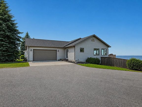 3rd image of 5880 W Houghton Lake Dr