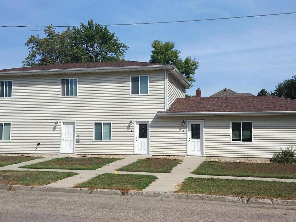 2nd image of 1024 S Lincoln St