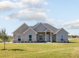 8000 Ranch View Pl, Springtown, TX 76082