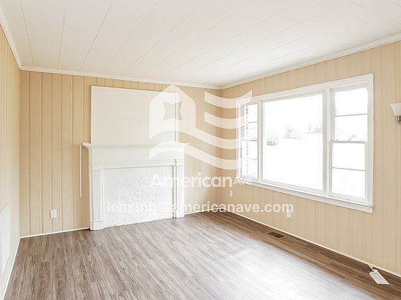 59907_004_living_room_13664757.jpg