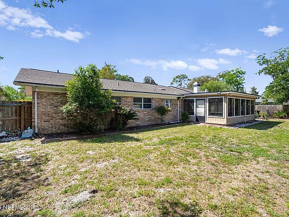 4th image of 3436 RED OAK Circle E