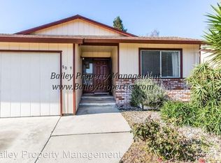 809 Almond Dr, Watsonville, CA 95076