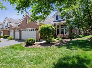 954 Winners Cup Ct, Naperville, IL 60565