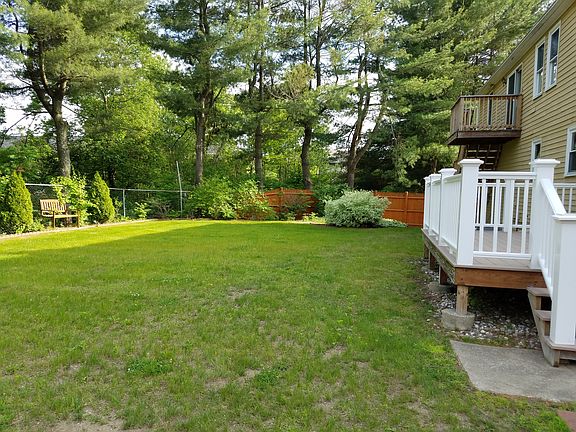 3rd image of 25 Ferrecchia Dr