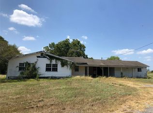 21485 Hwy90 N, Bedias, TX 77831