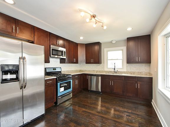 3rd image of 9157 W 145th St