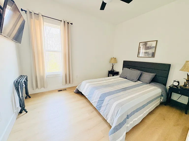110 Acadia Dr — Photo 12