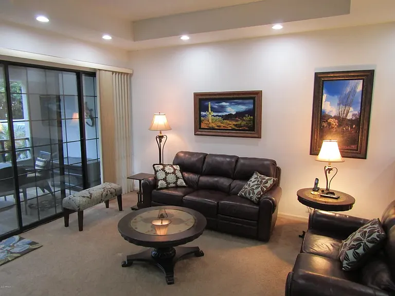 902 W Glendale Ave — Photo 21