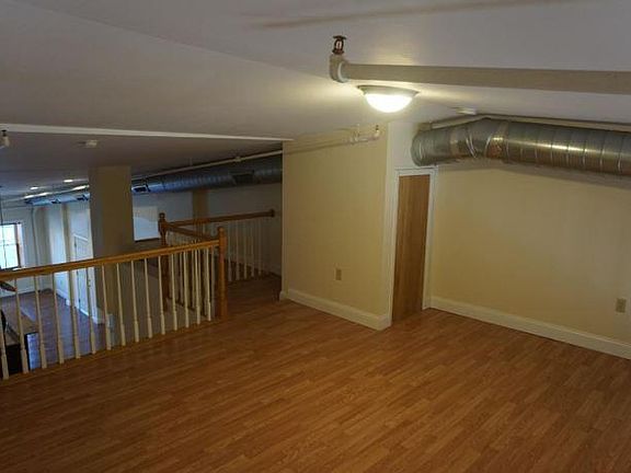 4th image of 23 N Pearl St APT 4A