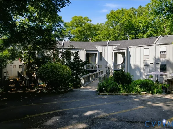 10308 Iron Mill Rd, North Chesterfield, VA 23235