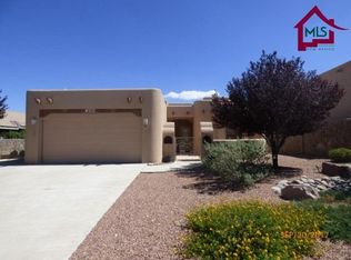 1984 Sedona Hills Pkwy, Las Cruces, NM 88011