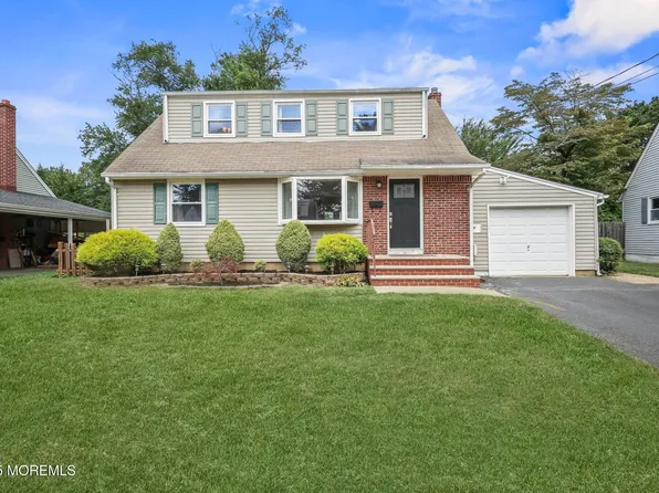 18 Mead Avenue, Freehold, NJ 07728
