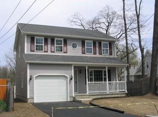 9 Pelham St, Springfield, MA 01109