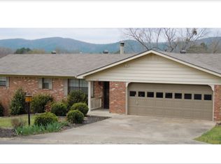 110 Wilkshire Pl, Hot Springs, AR 71913