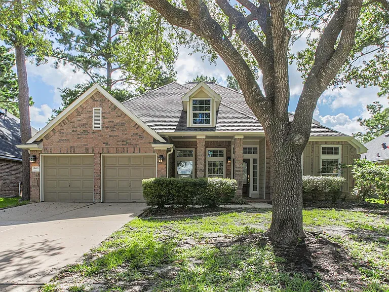 15810 Cypress Hall Dr — Photo 1