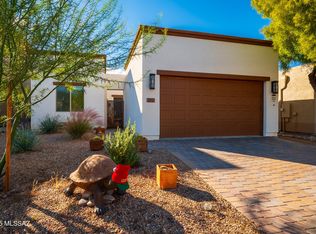 102 Powell Ct, Tubac, AZ 85646
