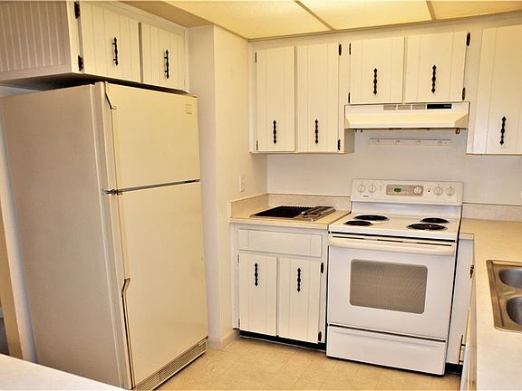 3rd image of 600 N Boundary Ave APT 111C