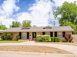 1605 W C Ave, Elk City, OK 73644