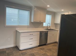 4850-4852 W Amazon Dr, Eugene, OR 97405