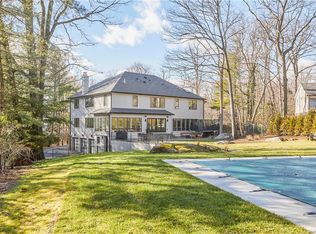 7 Archer Rd, Harrison, NY 10528